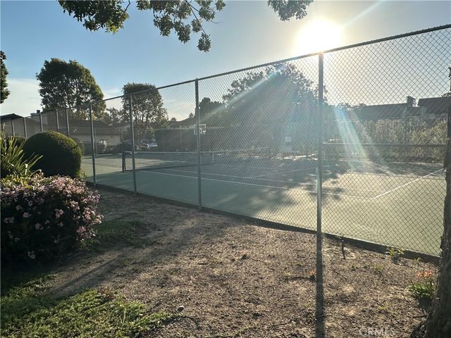 1253 Estes, Santa Maria, CA 93454