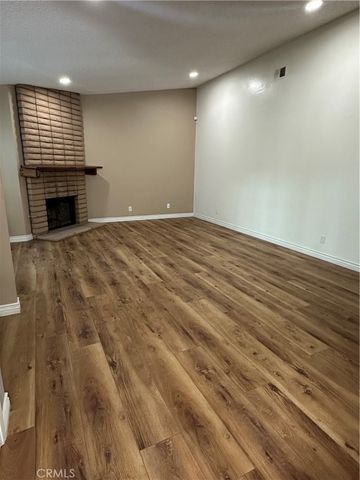 1253 Estes, Santa Maria, CA 93454