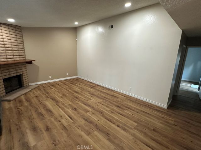 1253 Estes, Santa Maria, CA 93454