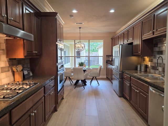 14454 Summerleaf Lane, Houston, TX 77077