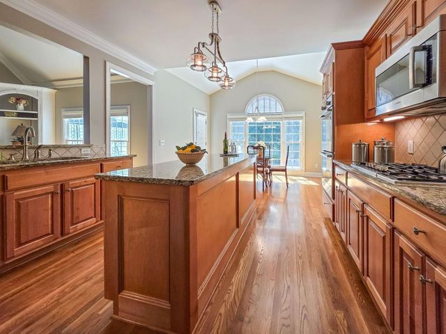 2671 Corinault Way NW, Acworth, GA 30101