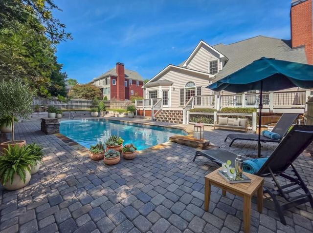 2671 Corinault Way NW, Acworth, GA 30101