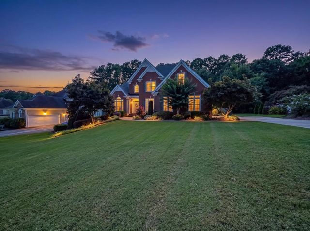2671 Corinault Way NW, Acworth, GA 30101