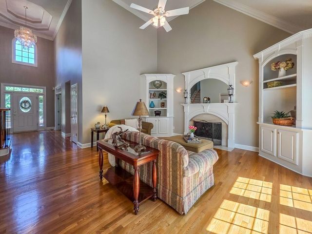 2671 Corinault Way NW, Acworth, GA 30101