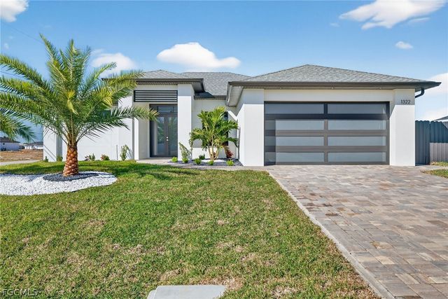 1322 NE 6th PL, Cape Coral, FL 33909