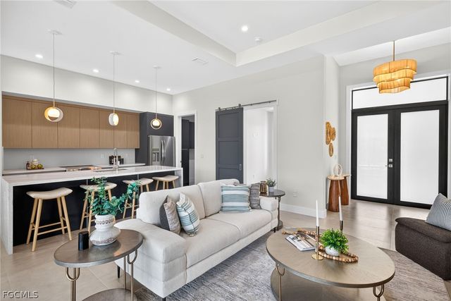 1322 NE 6th PL, Cape Coral, FL 33909