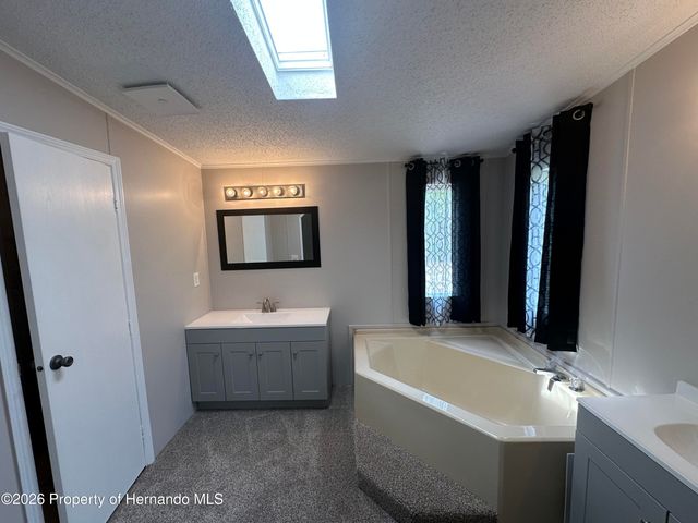 8040 Cessna Drive, Spring Hill, FL 34606