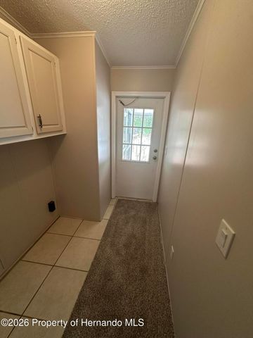 8040 Cessna Drive, Spring Hill, FL 34606