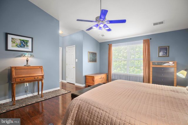 3726 KATIE PL, Triangle, VA 22172