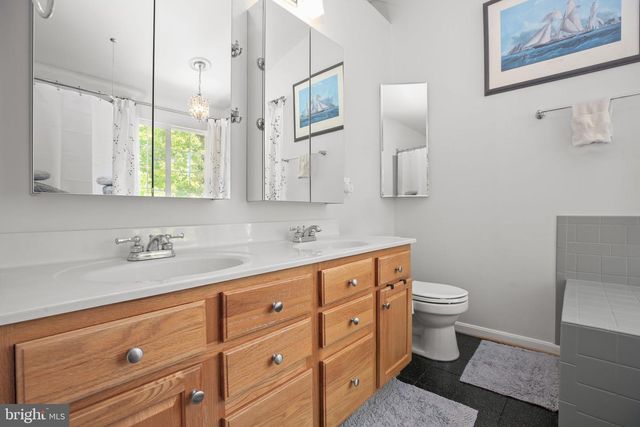 3726 KATIE PL, Triangle, VA 22172