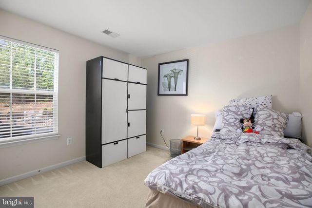 3726 KATIE PL, Triangle, VA 22172
