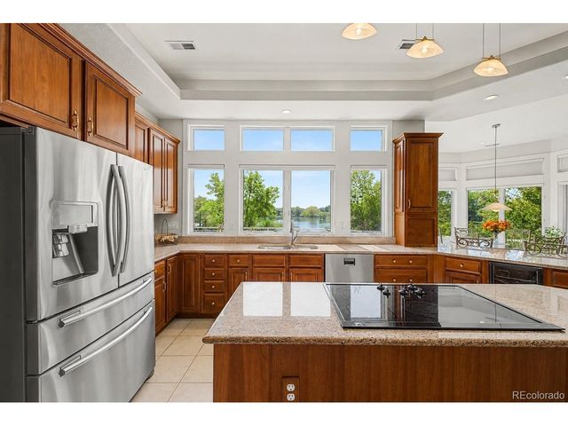 57 Blue Heron Dr, Thornton, CO 80241