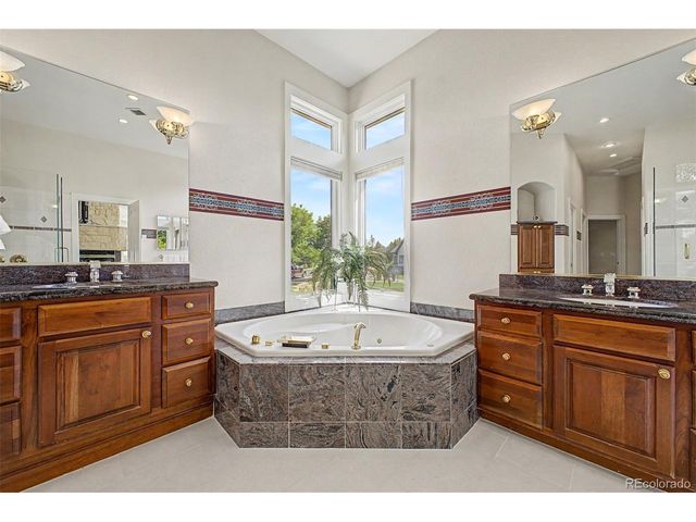 57 Blue Heron Dr, Thornton, CO 80241