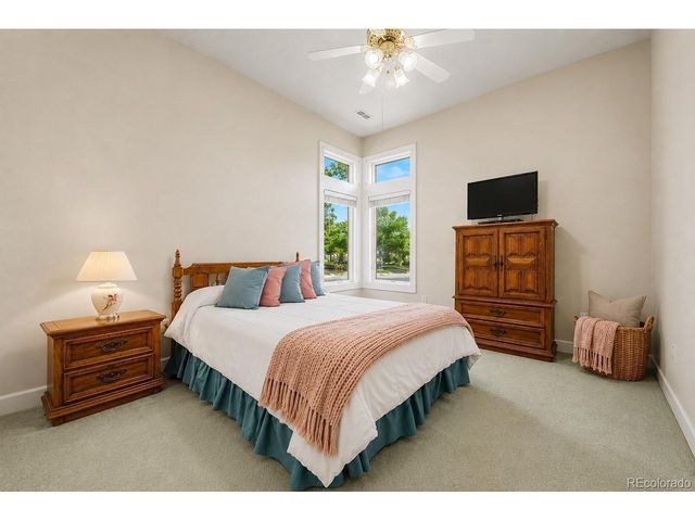 57 Blue Heron Dr, Thornton, CO 80241