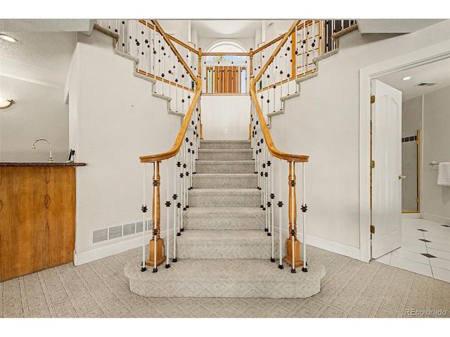 57 Blue Heron Dr, Thornton, CO 80241