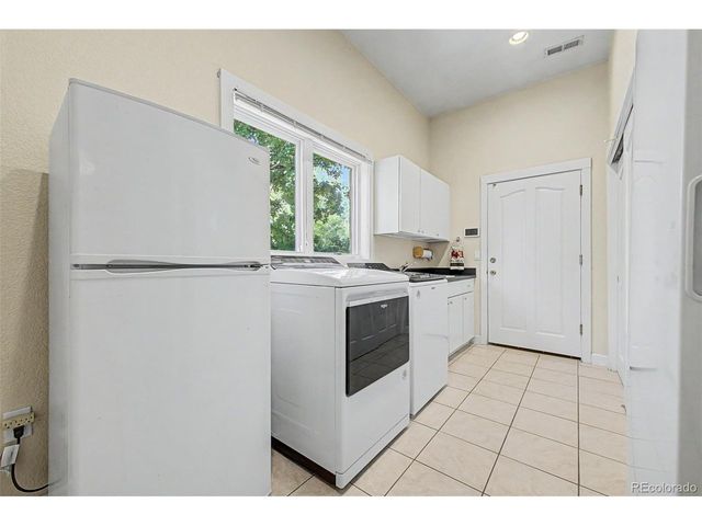 57 Blue Heron Dr, Thornton, CO 80241