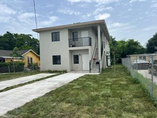 1978 NW 48th St 1976, Miami, FL 33142