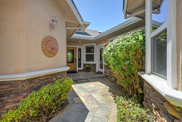 19539 Mountain Lion Rd, Grass Valley, CA 95945