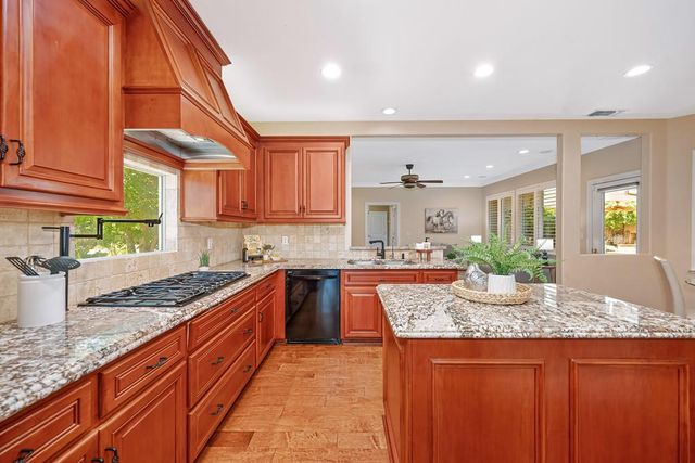 19539 Mountain Lion Rd, Grass Valley, CA 95945