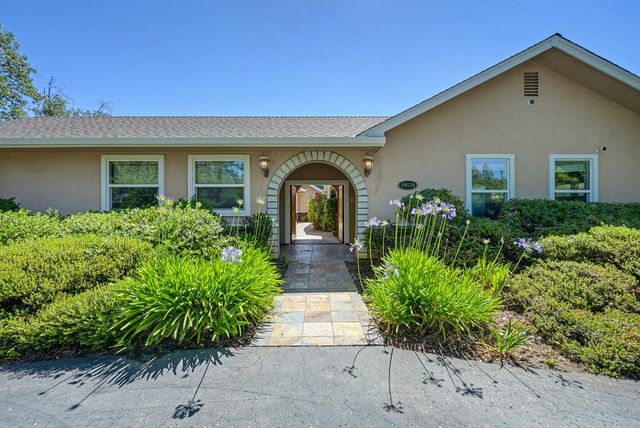 19539 Mountain Lion Rd, Grass Valley, CA 95945