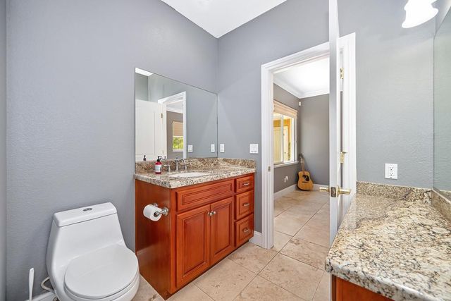 19539 Mountain Lion Rd, Grass Valley, CA 95945