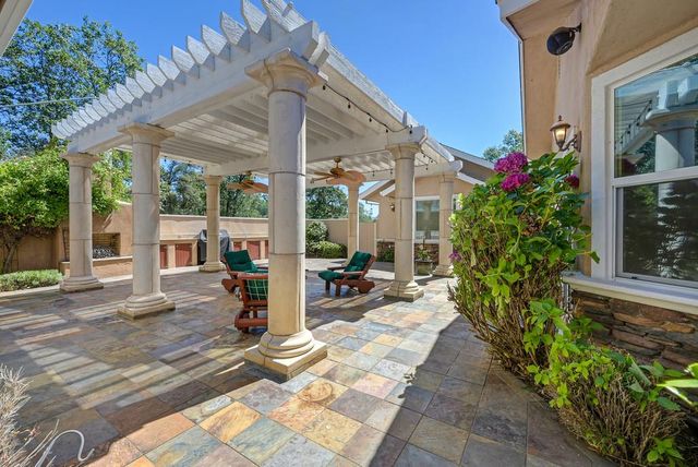 19539 Mountain Lion Rd, Grass Valley, CA 95945