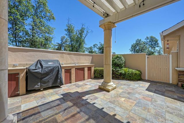 19539 Mountain Lion Rd, Grass Valley, CA 95945