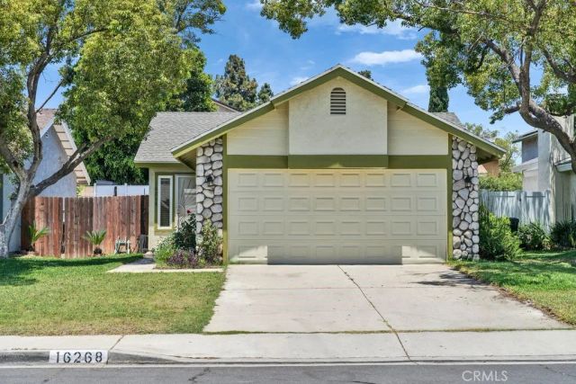 16268 Barbee St, Fontana, CA 92336