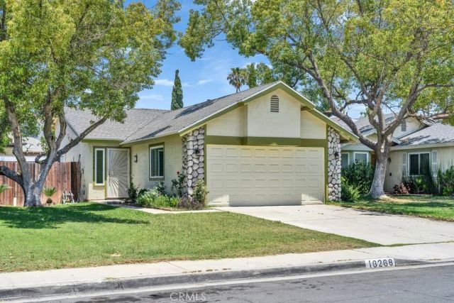 16268 Barbee St, Fontana, CA 92336