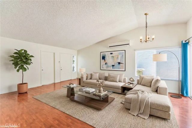 16268 Barbee St, Fontana, CA 92336
