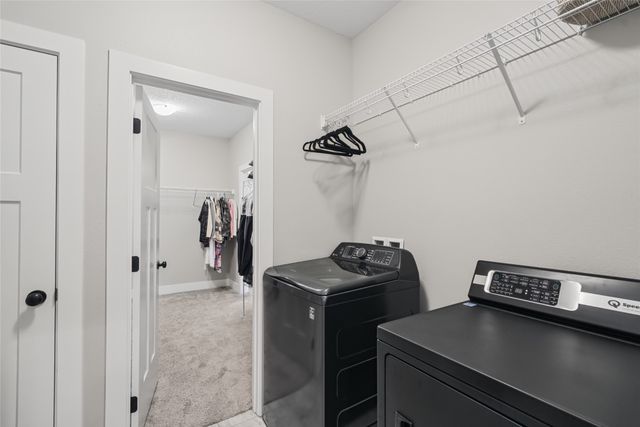 16236 Goldenrod Drive, Urbandale, IA 50323