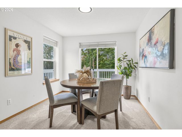 1247 E PIONEER Loop, La Center, WA 98629