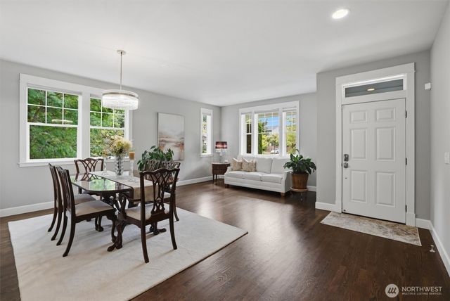 15324 128th Avenue NE, Woodinville, WA 98072
