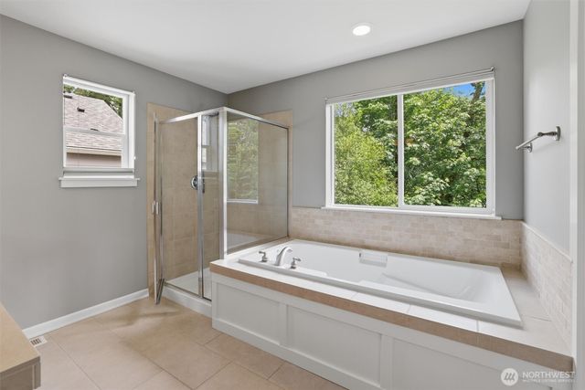 15324 128th Avenue NE, Woodinville, WA 98072
