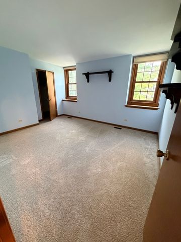 1335 Gaslight Drive, Algonquin, IL 60102