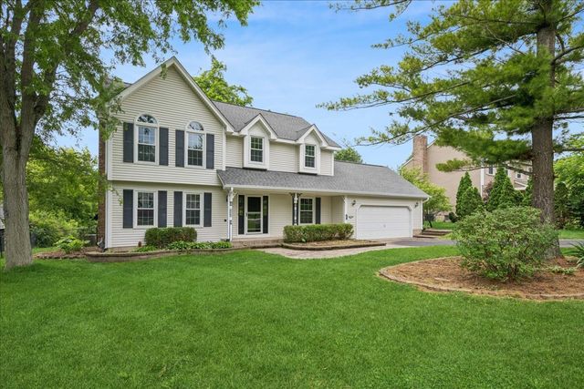 1335 Gaslight Drive, Algonquin, IL 60102