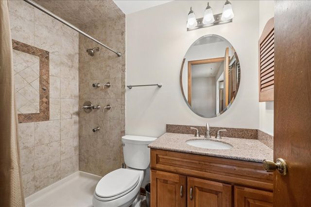 1335 Gaslight Drive, Algonquin, IL 60102