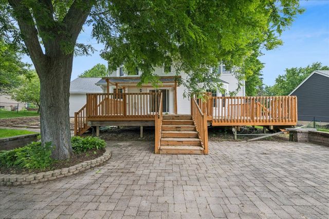 1335 Gaslight Drive, Algonquin, IL 60102