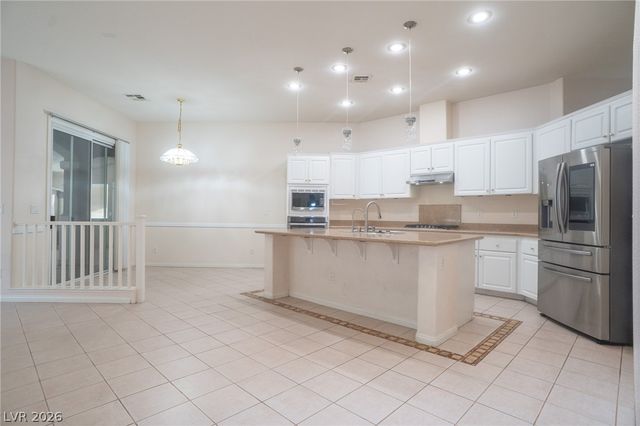 7861 Darby Avenue, Las Vegas, NV 89117