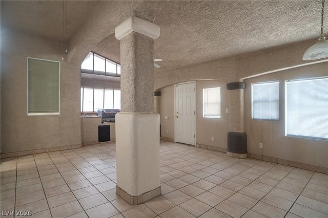 7861 Darby Avenue, Las Vegas, NV 89117