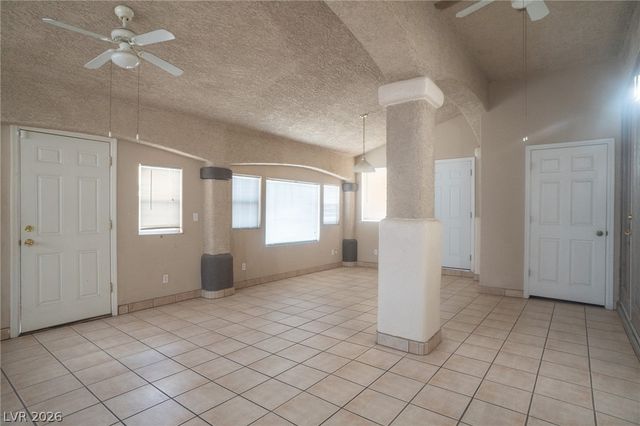 7861 Darby Avenue, Las Vegas, NV 89117