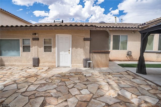 7861 Darby Avenue, Las Vegas, NV 89117