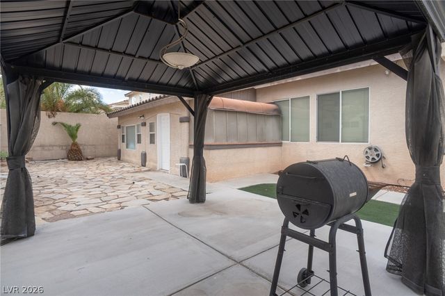 7861 Darby Avenue, Las Vegas, NV 89117