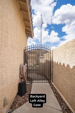 7861 Darby Avenue, Las Vegas, NV 89117