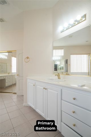 7861 Darby Avenue, Las Vegas, NV 89117