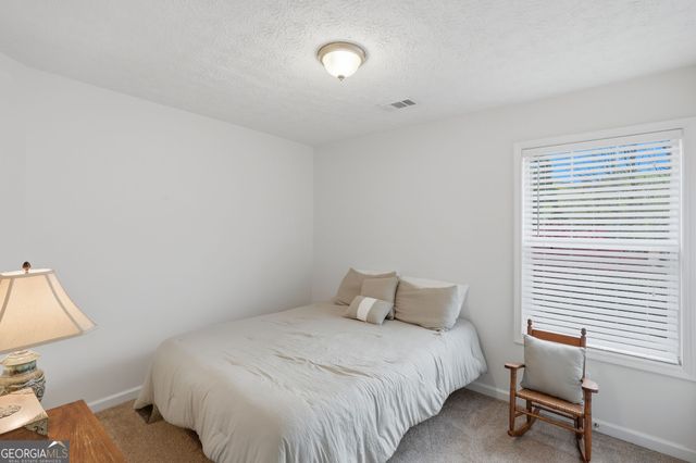 5989 Williamsport Drive, Flowery Branch, GA 30542