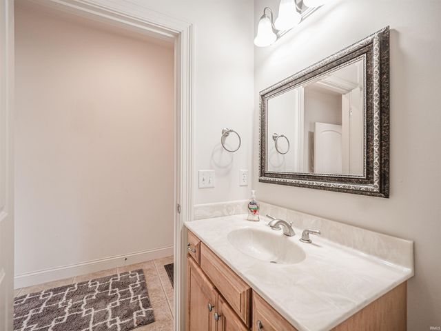 11015 Scouts Way, Evansville, IN 47725