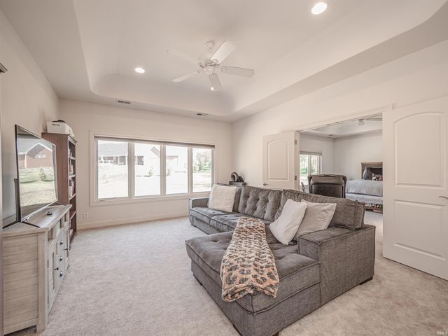 11015 Scouts Way, Evansville, IN 47725