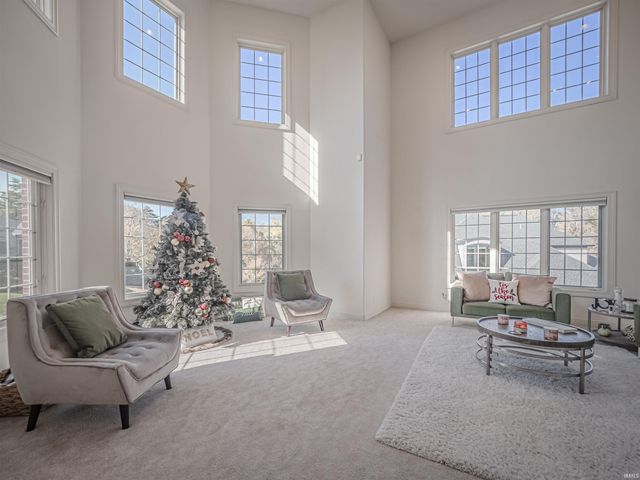 11015 Scouts Way, Evansville, IN 47725