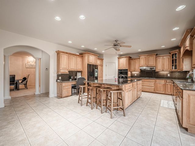 11015 Scouts Way, Evansville, IN 47725